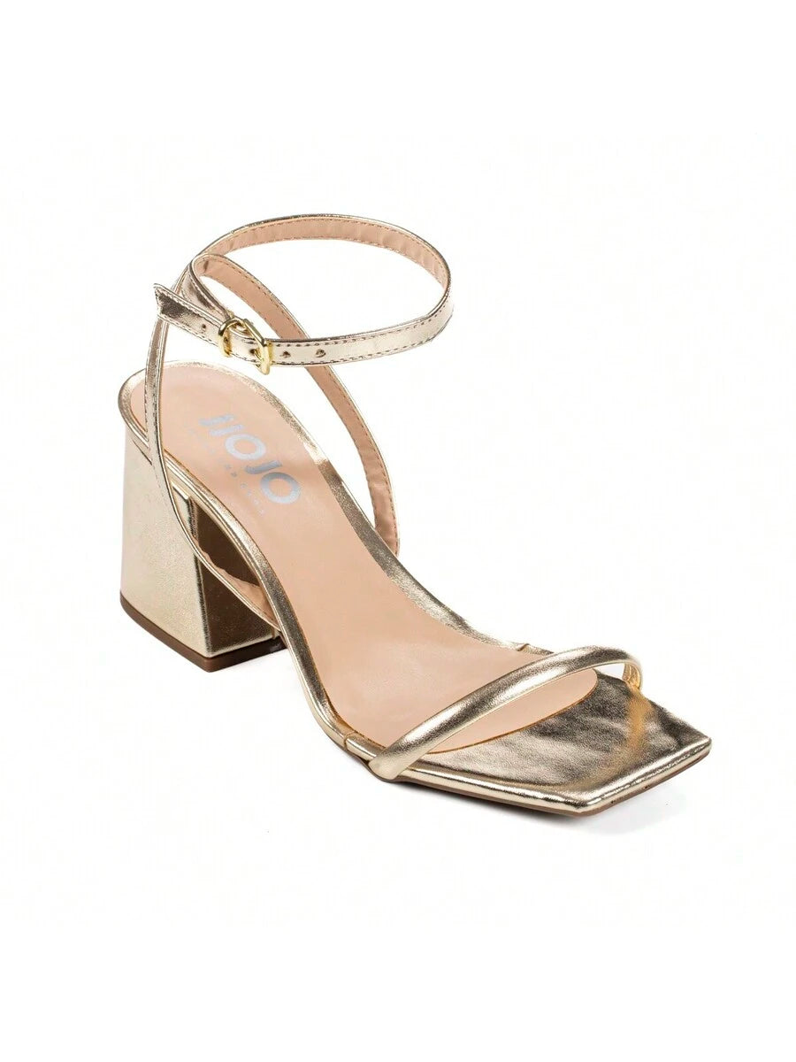 Woman's Kitten heel
