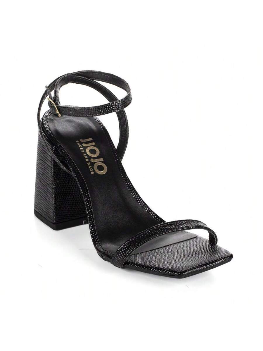 Woman's Kitten heel