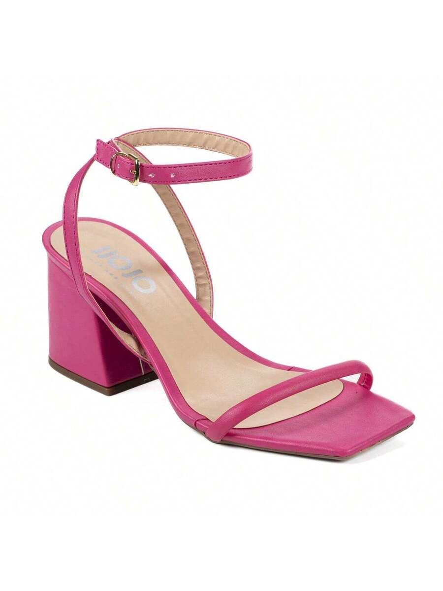 Woman's Kitten heel