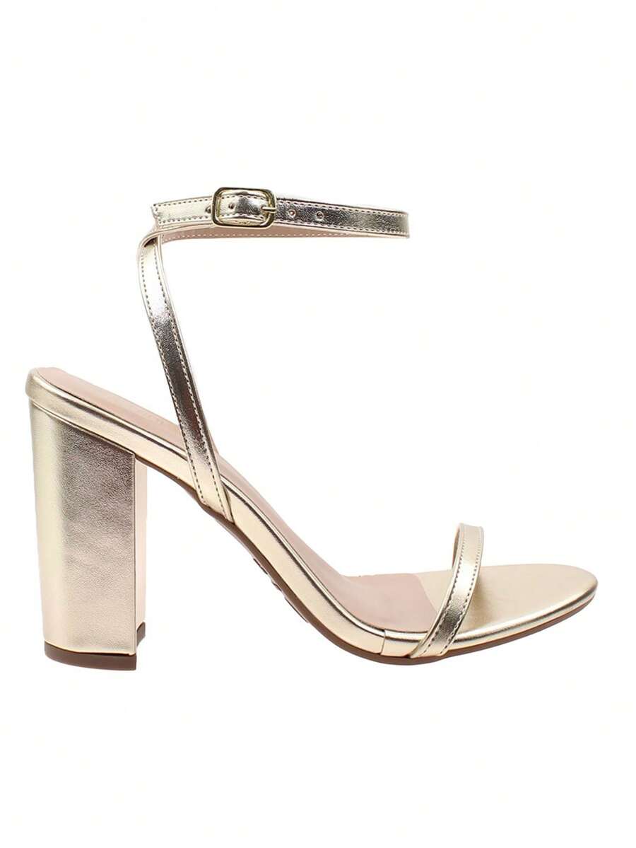 Woman's Kitten heel