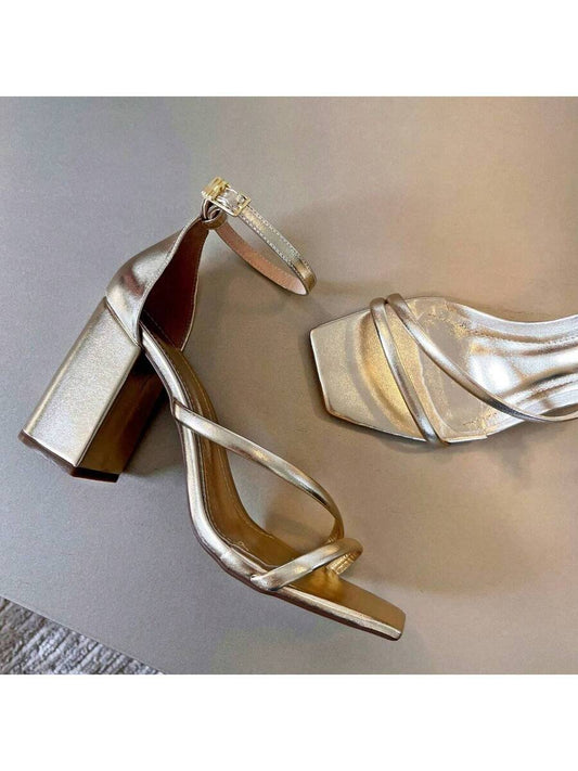 Woman's Kitten heel