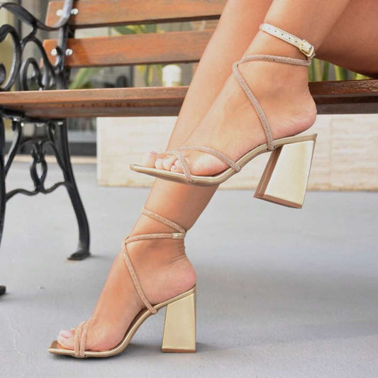 Woman's Kitten heel