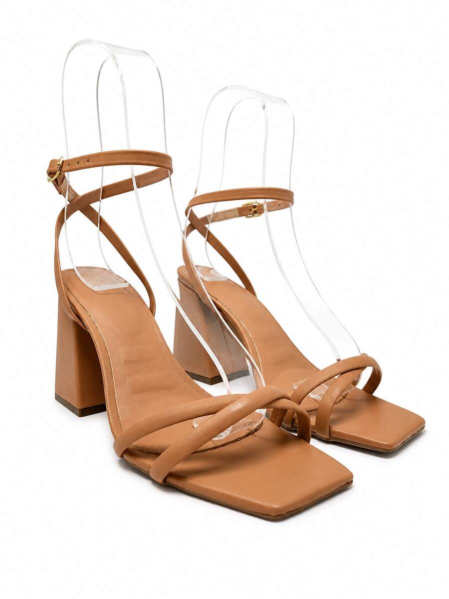 Woman's Kitten heel