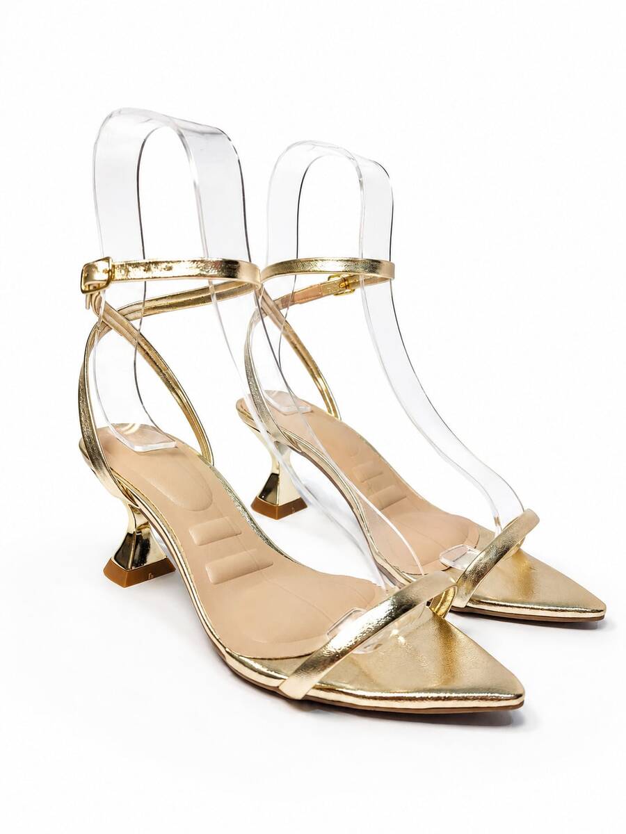 Woman's Kitten heel